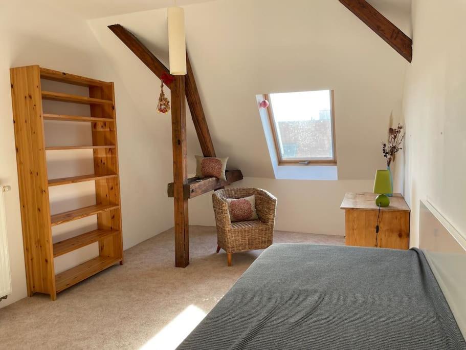 Apartment 105qm-3-raum, Zentral, Ruhig, Gemuetlich